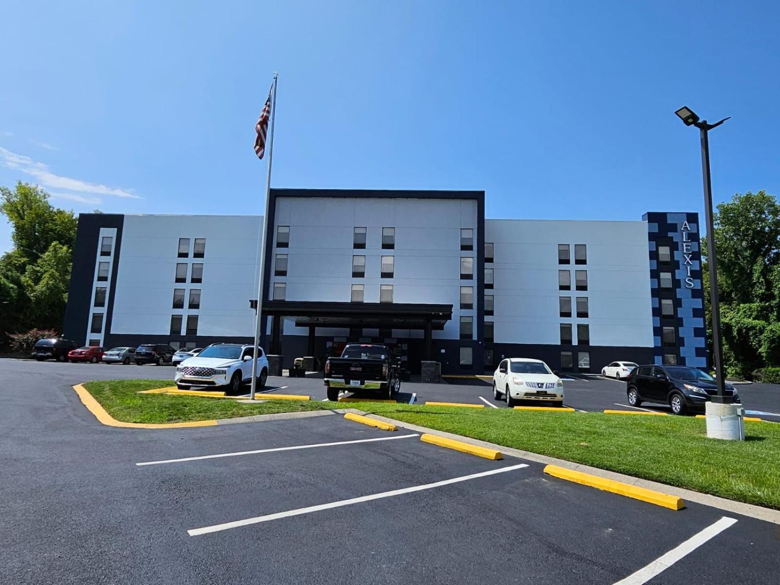 Alexis Inn And Suites Hotel Nashville Exterior photo